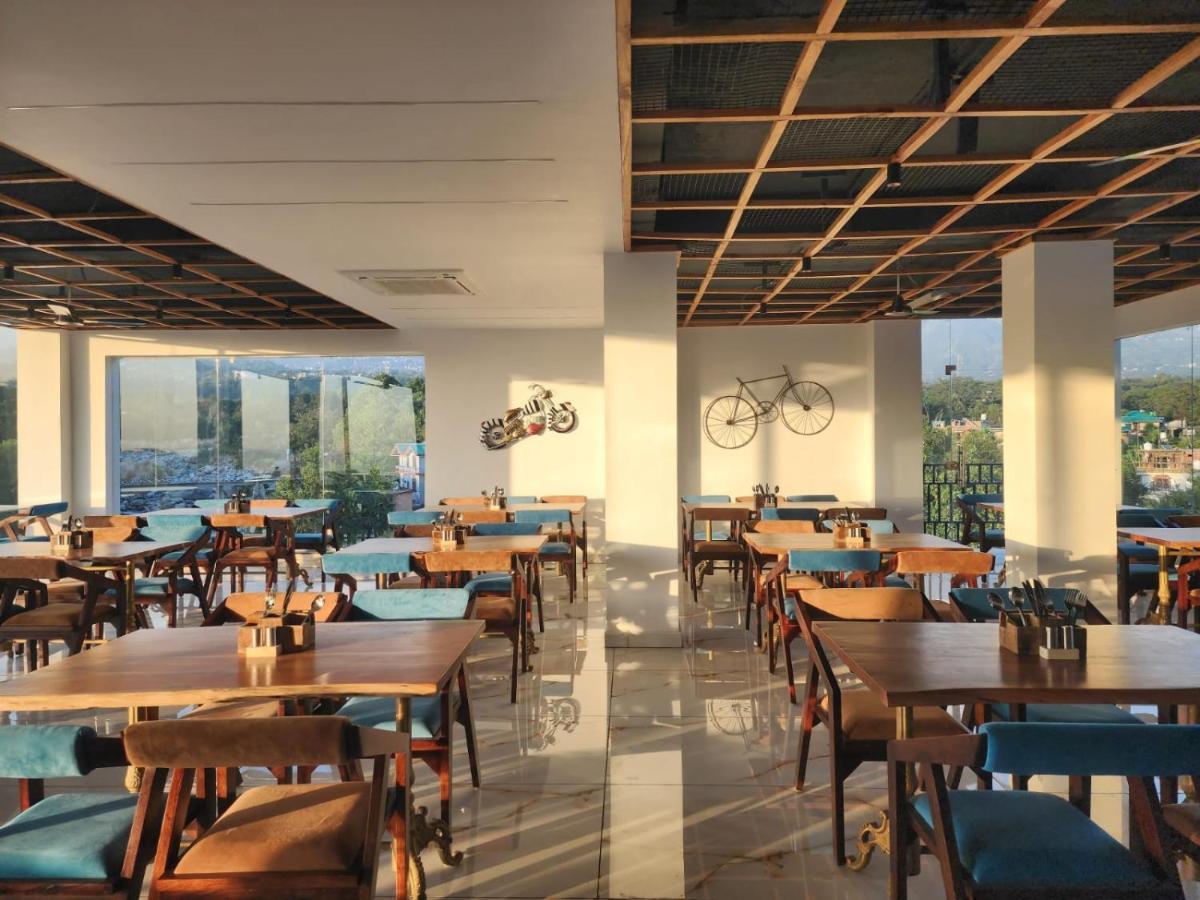 Aachman River And Valley View Resort Dharamshala - A Riverside Resort With Balcony View Exterior photo