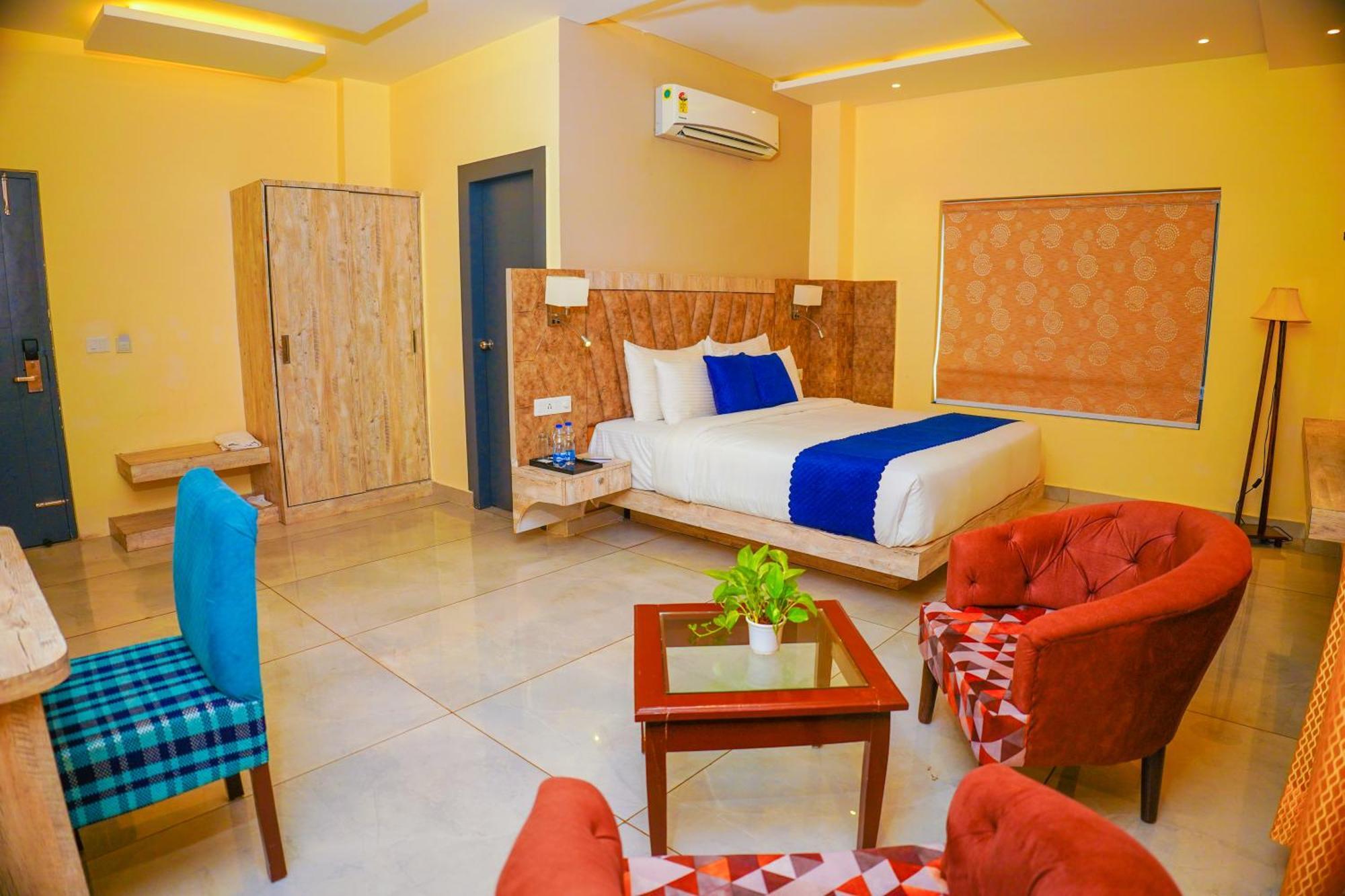 Aachman River And Valley View Resort Dharamshala - A Riverside Resort With Balcony View Exterior photo