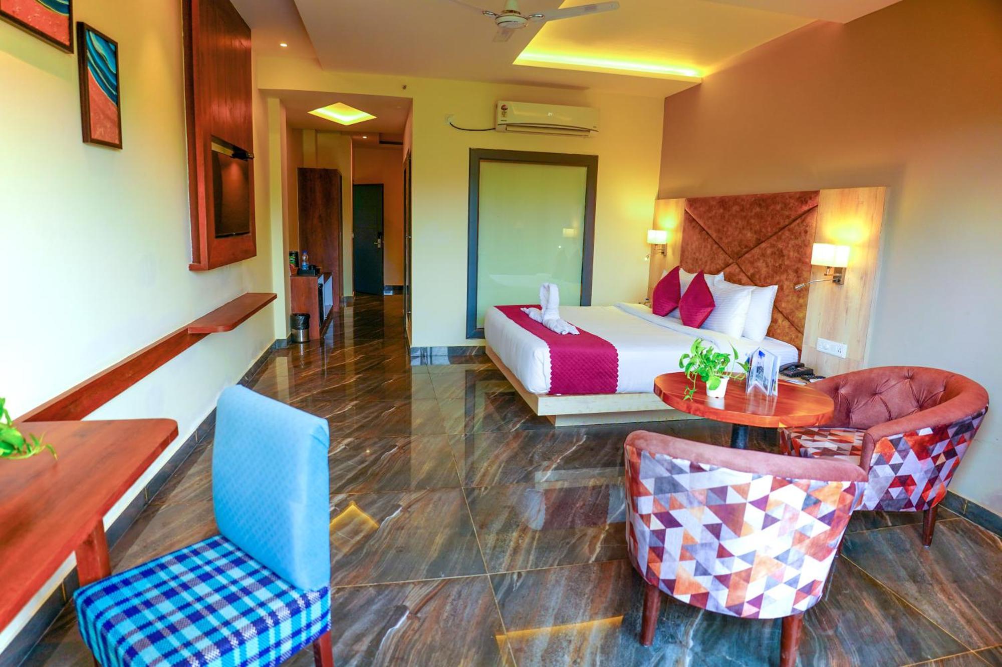 Aachman River And Valley View Resort Dharamshala - A Riverside Resort With Balcony View Exterior photo