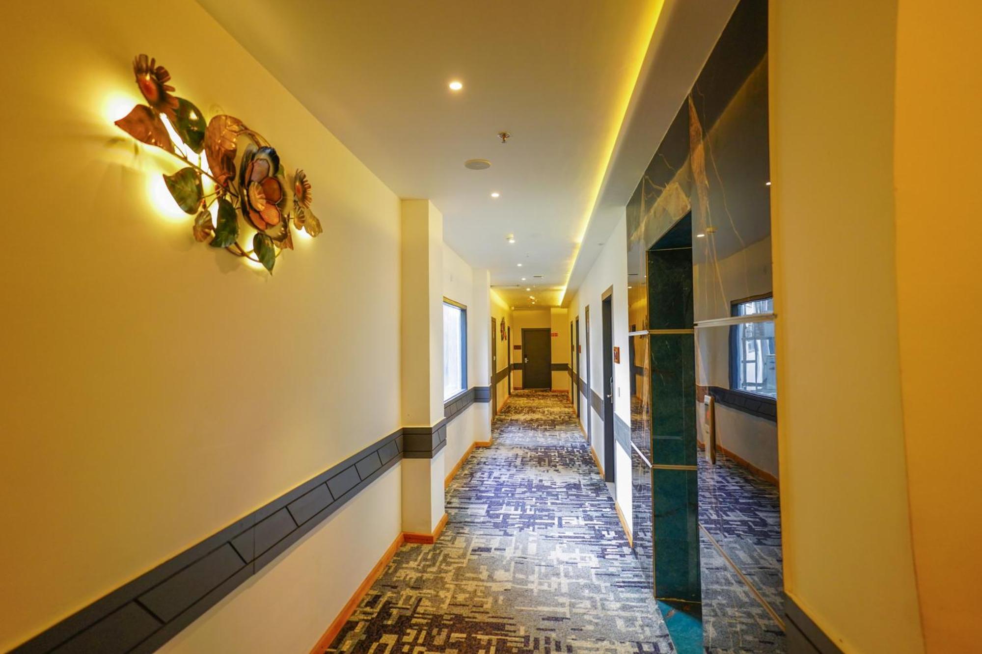 Aachman River And Valley View Resort Dharamshala - A Riverside Resort With Balcony View Exterior photo